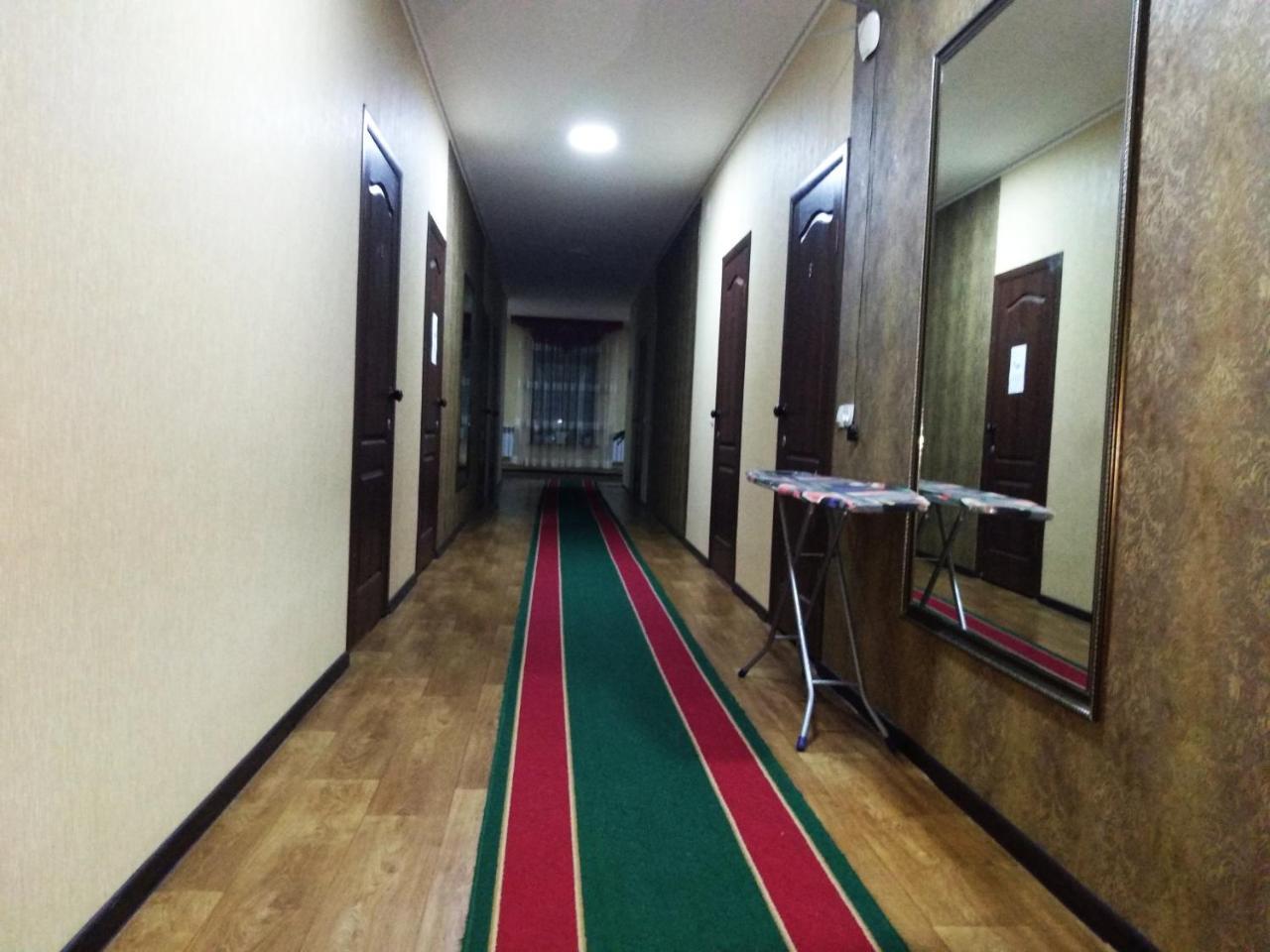 Medi Guest House Osh Bagian luar foto