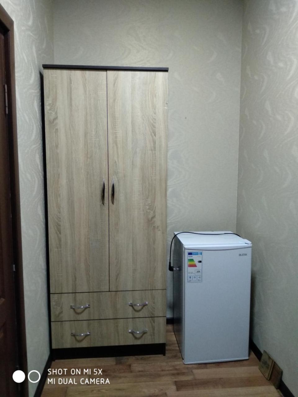 Medi Guest House Osh Bagian luar foto